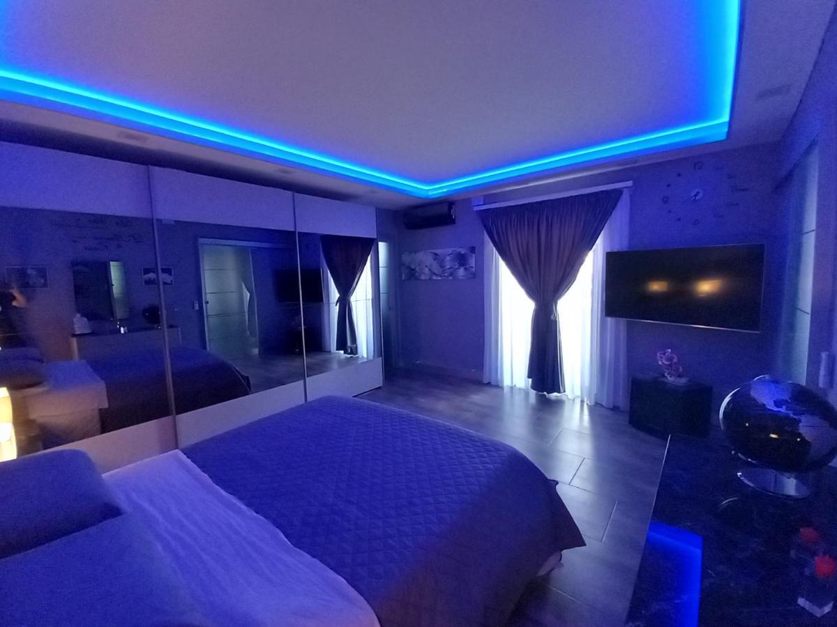 Casa Mika Hotel Procida Bagian luar foto