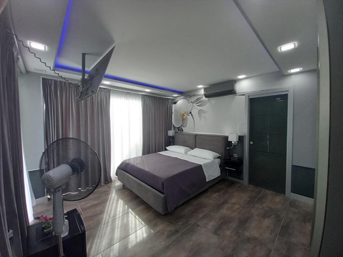 Casa Mika Hotel Procida Bagian luar foto